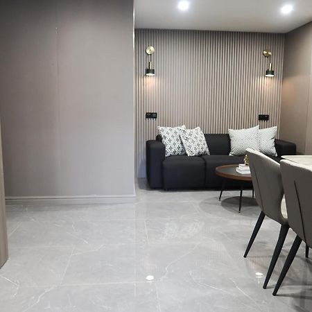 Recharge Studio Apartment & Suites Сингапур Стая снимка